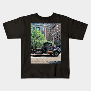 Truck, Manhattan, New York City Kids T-Shirt